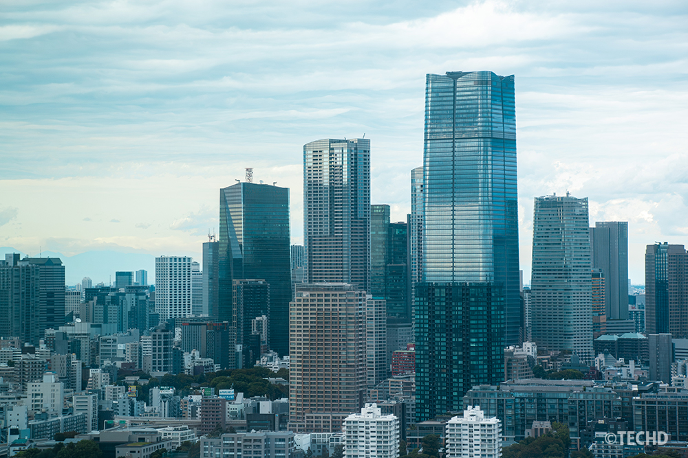 麻布台ヒルズを中心とした都心の高層ビル群。最新の東京のランドマークが一望できます。
