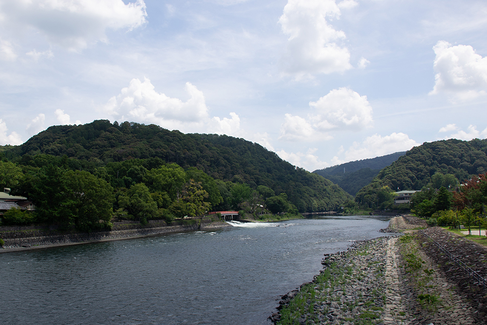 撮影したままの状態で、まだ画像補正していない写真。