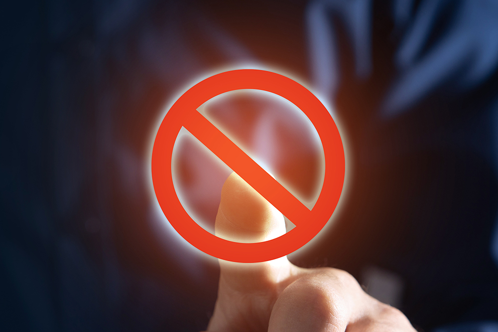 写真ACの無料会員にはダウンロードの制限があることを示すイメージ画像